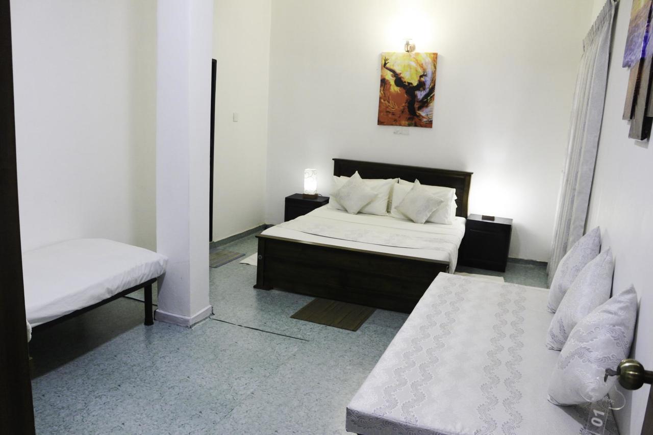Yoho Travellers Residence Kandy Exterior foto
